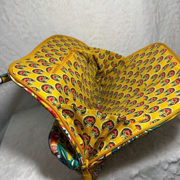 Vera Bradley Bowler Bag FALL 2012 Retired "PROVENCAL" Yellow floral pattern - Picture 7 of 12